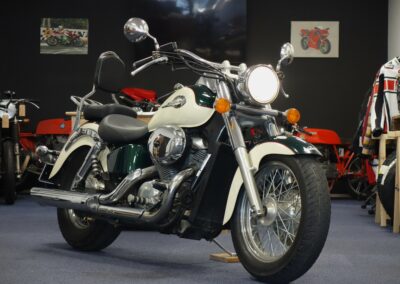 .VENDUE – Honda 750 Shadow 1997